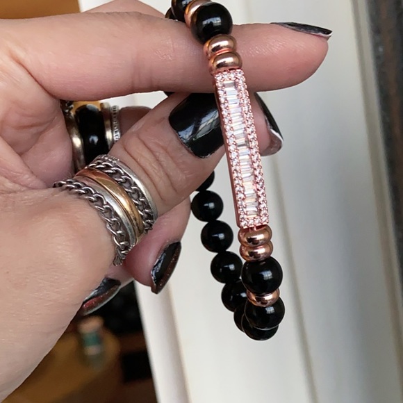 Rose gold baguette cz bar & black onyx beads - Picture 4 of 8